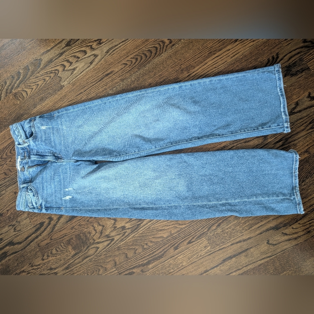 Light Blue Women's Jeans - Classic Straight Fit